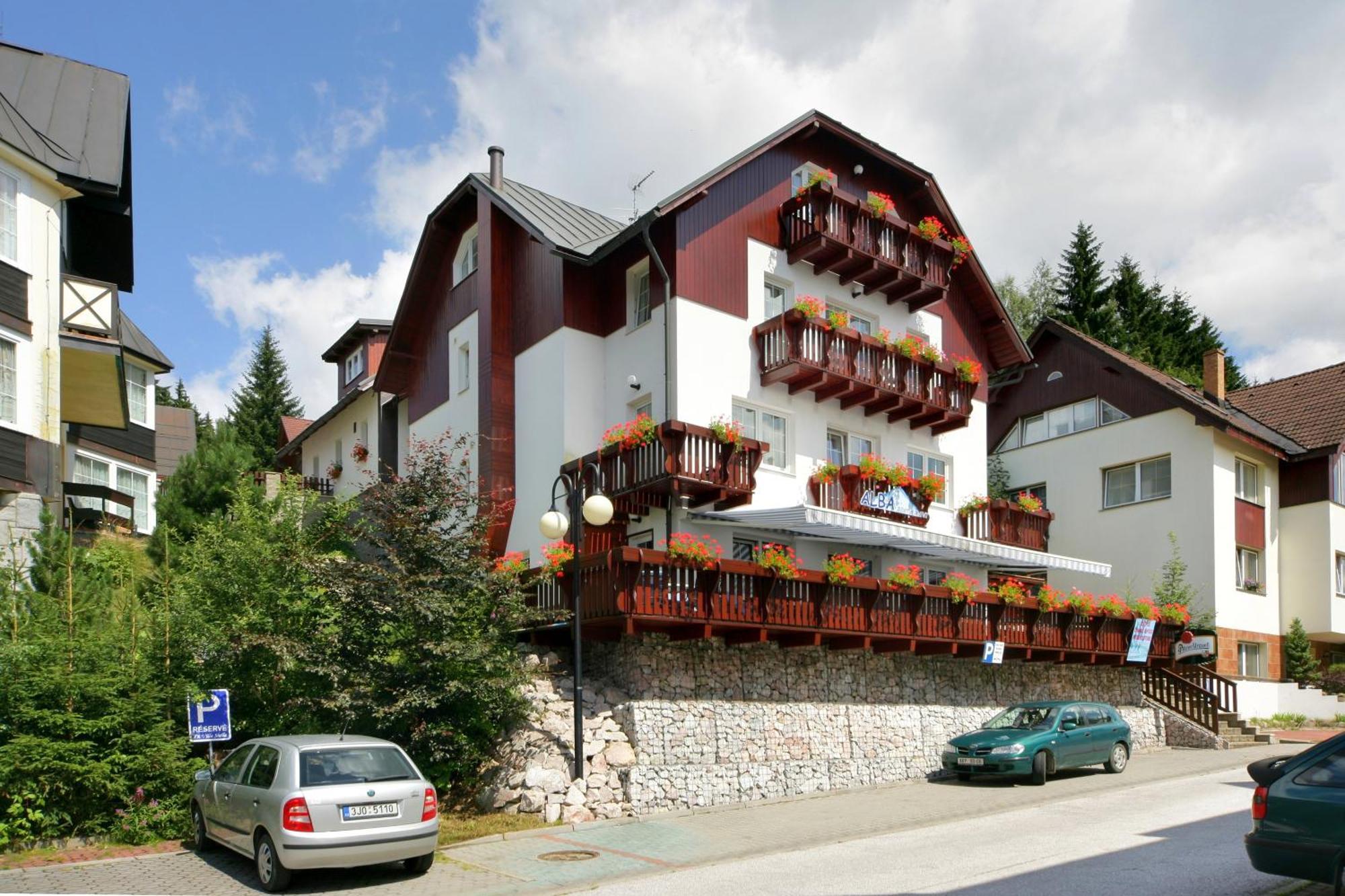 Špindlerŭv Mlýn Pension Alba מראה חיצוני תמונה